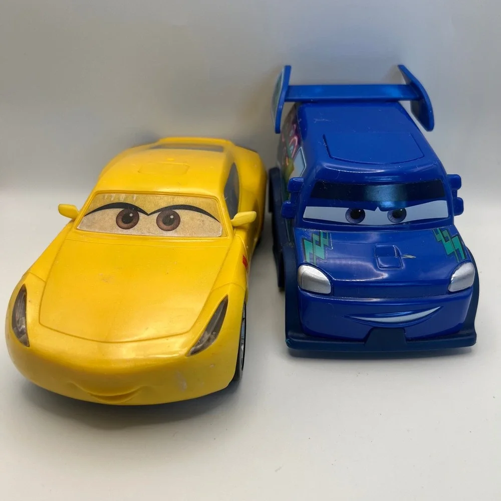 Disney Pixar Cars Mixed Lot Cars 3 Cruz Ramirez DJ AS IS Do Not Talk